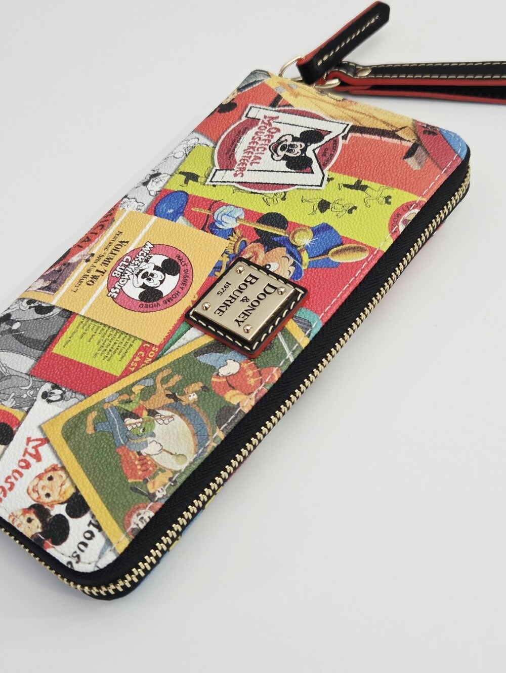NEW DOONEY & BOURKE DISNEY THE MICKEY MOUSE CLUB 70TH ANNIVERSARY WALLET - Picture 5 of 10